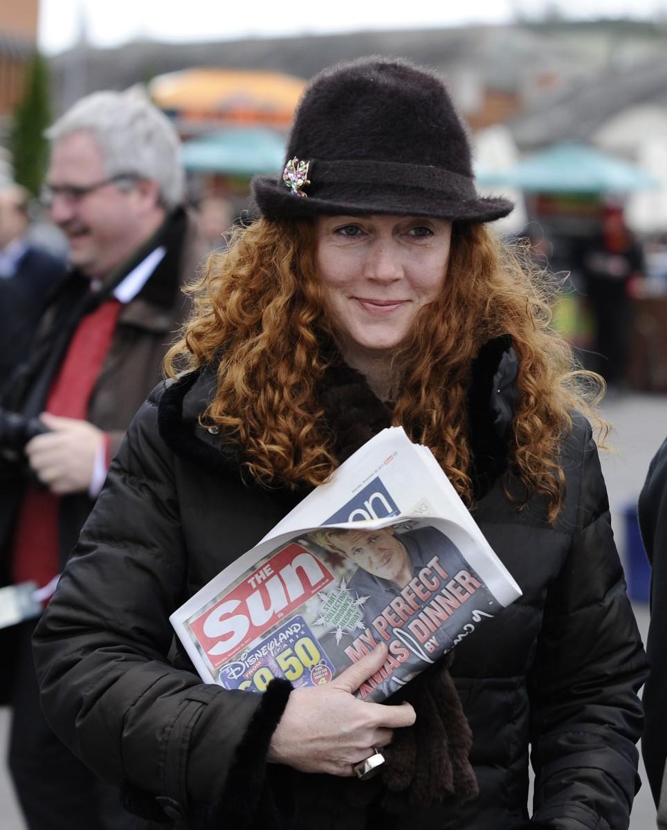 <a><img class="size-large wp-image-1790613" title="Newbury Races" src="https://www.theepochtimes.com/assets/uploads/2015/09/1341096102.jpg" alt="Rebekah Brooks" width="473" height="590"/></a>