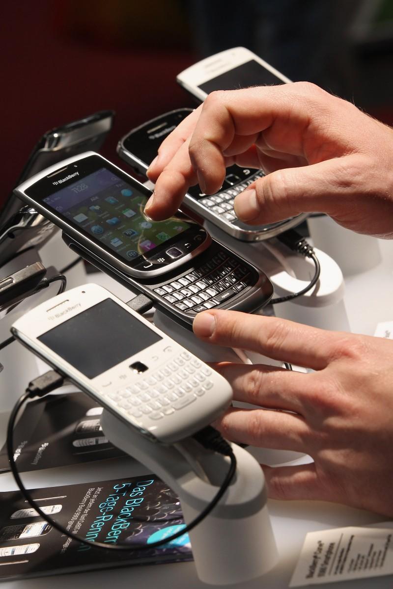 <a><img class="wp-image-1785422" title="CeBIT 2012 Technology Trade Fair" src="https://www.theepochtimes.com/assets/uploads/2015/09/140749297.jpg" alt="" width="255" height="383"/></a>