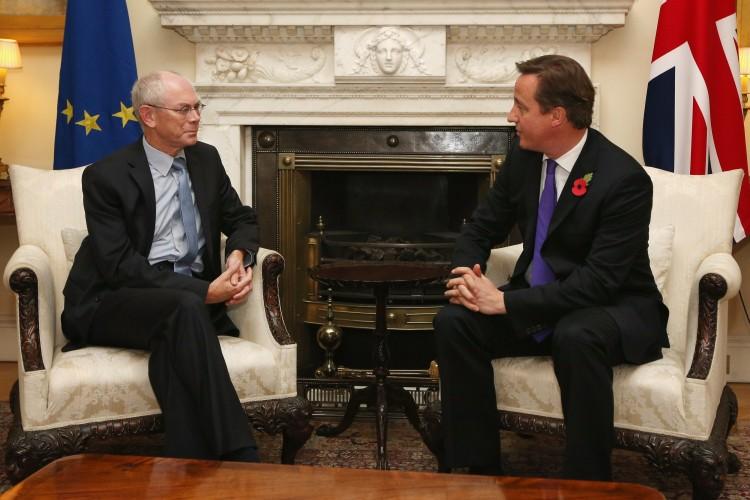 <a><img class="size-large wp-image-1774088" src="https://www.theepochtimes.com/assets/uploads/2015/09/154738674.jpg" alt="British Prime Minister David Cameron (R) is seen in a meeting with Herman Van Rompuy, President of the European Council, inside Downing Street on Oct. 25 in London. (Oli Scarff - WPA Pool/Getty Images)" width="590" height="393"/></a>
