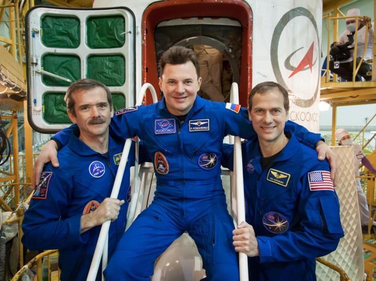 <a><img class=" wp-image-1773354" title="Expedition 34/35 Soyuz Rocket Prepared For Launch" src="https://www.theepochtimes.com/assets/uploads/2015/09/158462995.jpg" alt="" width="598" height="448"/></a>