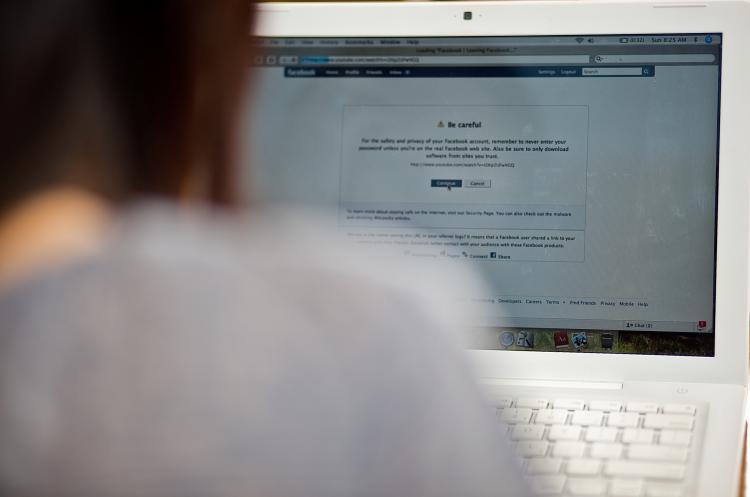 <a><img src="https://www.theepochtimes.com/assets/uploads/2015/09/1_Nenarella_20090614_Computer-5.jpg" alt="The Internet has been nominated for the Nobel Peace Prize by the Italian version of Wired magazine. (Jeff Nenarella/The Epoch Times)" title="The Internet has been nominated for the Nobel Peace Prize by the Italian version of Wired magazine. (Jeff Nenarella/The Epoch Times)" width="320" class="size-medium wp-image-1822207"/></a>