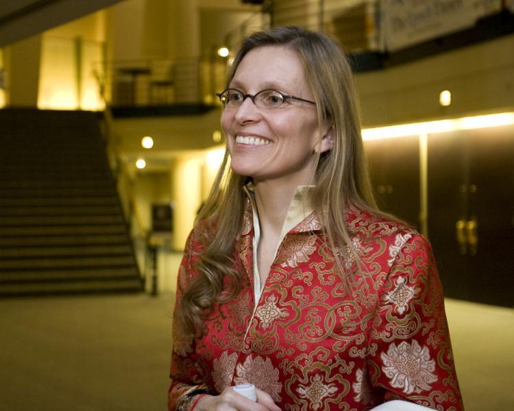 <a><img src="https://www.theepochtimes.com/assets/uploads/2015/09/20090131-Denver-Abraham-StacyTowar-En-EET.jpg" alt="'I liked the phoenix 'The Mystical Phoenix' the best this year.' (The Epoch Times)" title="'I liked the phoenix 'The Mystical Phoenix' the best this year.' (The Epoch Times)" width="320" class="size-medium wp-image-1830847"/></a>