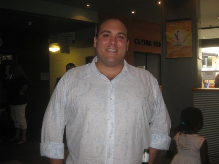 <a><img src="https://www.theepochtimes.com/assets/uploads/2015/09/20090411_bris4_oliver.jpg" alt="Steven also loved the costumes. (The Epoch Times)" title="Steven also loved the costumes. (The Epoch Times)" width="320" class="size-medium wp-image-1828831"/></a>