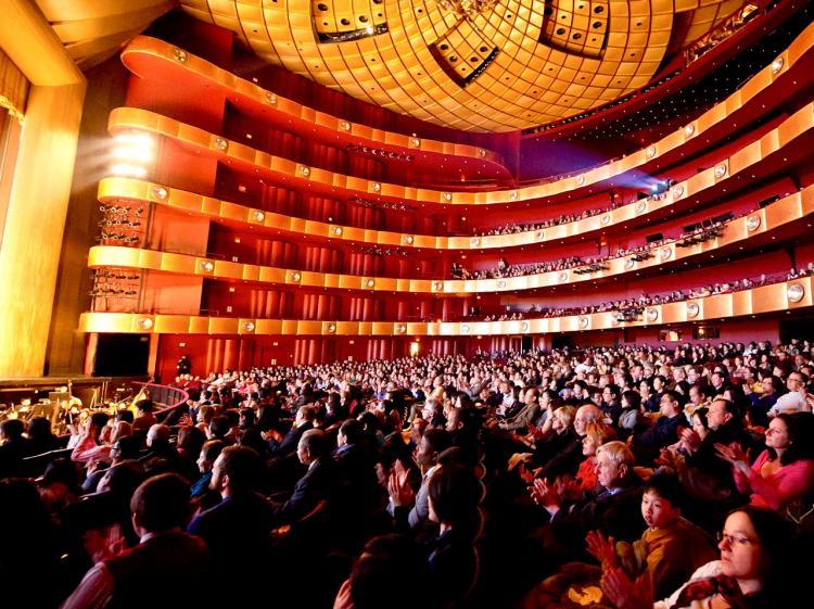 <a><img src="https://www.theepochtimes.com/assets/uploads/2015/09/2011.01.15daibing_BDC5866.jpg" alt="Shen Yun Performing Arts New York Company receives applause at Lincoln Center, on Saturday. (Dai Bing/The Epoch Times)" title="Shen Yun Performing Arts New York Company receives applause at Lincoln Center, on Saturday. (Dai Bing/The Epoch Times)" width="320" class="size-medium wp-image-1809621"/></a>