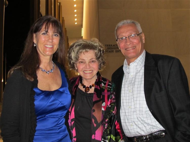 <a><img class="size-large wp-image-1790143" src="https://www.theepochtimes.com/assets/uploads/2015/09/2012-3-21-DC-Flora-Ge-Mrs.-Lantos.jpg" alt="" width="590" height="442"/></a>