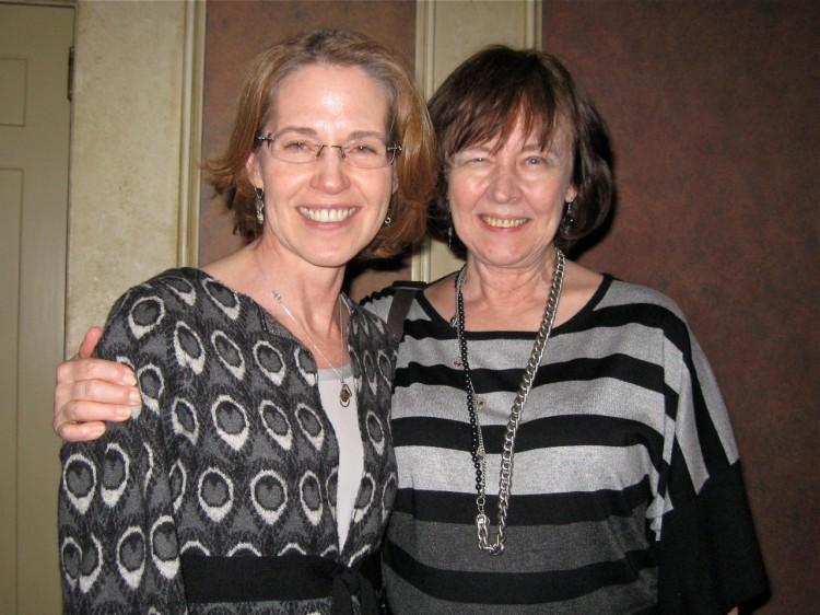 <a><img class="size-large wp-image-1790679" src="https://www.theepochtimes.com/assets/uploads/2015/09/20120311_Minneapolis_Kerry+Huang_Janie+Solarski_Writer_Lynette+Aryes_PhotoReader_DJY_mpg.jpg" alt="" width="319" height="239"/></a>