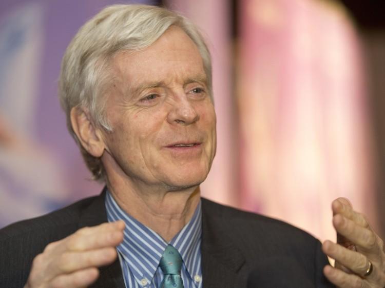 <a><img class="size-large wp-image-1773034" src="https://www.theepochtimes.com/assets/uploads/2015/09/20121228_Ottawa_DavidKilgour_ByEvanNingDJY.jpg" alt="David Kilgour, a former Canadian cabinet minister and Crown prosecutor," width="590" height="442"/></a>