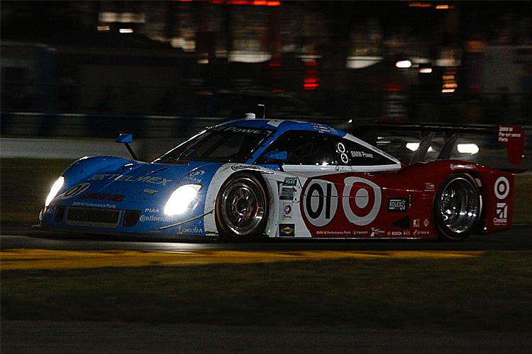<a><img class="size-full wp-image-1771435" src="https://www.theepochtimes.com/assets/uploads/2015/09/405Telmex01Rolex13.jpg" alt="Scott Pruett leads the Grand Am Rolex 24 at Daytona, looking for his fifth win. (Chris Jasurek/The Epoch Times) " width="750" height="500"/></a>
