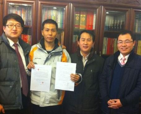 <a><img class=" wp-image-1771346" src="https://www.theepochtimes.com/assets/uploads/2015/09/460.jpg" alt="" width="289" height="388"/></a>