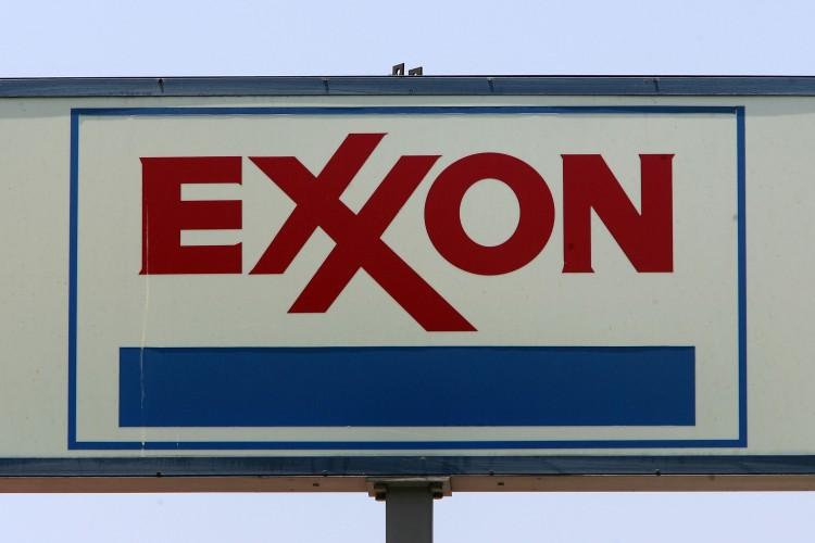 <a><img src="https://www.theepochtimes.com/assets/uploads/2015/09/81556983.jpg" alt="A sign advertises an Exxon gas station as the cost of southern California.On July 1, a pipeline from ExxonMobil burst and crude oil spilled into the Yellowstone River around 20 miles upstream from Billings, Mont. (David McNew/Getty Images)" title="A sign advertises an Exxon gas station as the cost of southern California.On July 1, a pipeline from ExxonMobil burst and crude oil spilled into the Yellowstone River around 20 miles upstream from Billings, Mont. (David McNew/Getty Images)" width="575" class="size-medium wp-image-1801377"/></a>