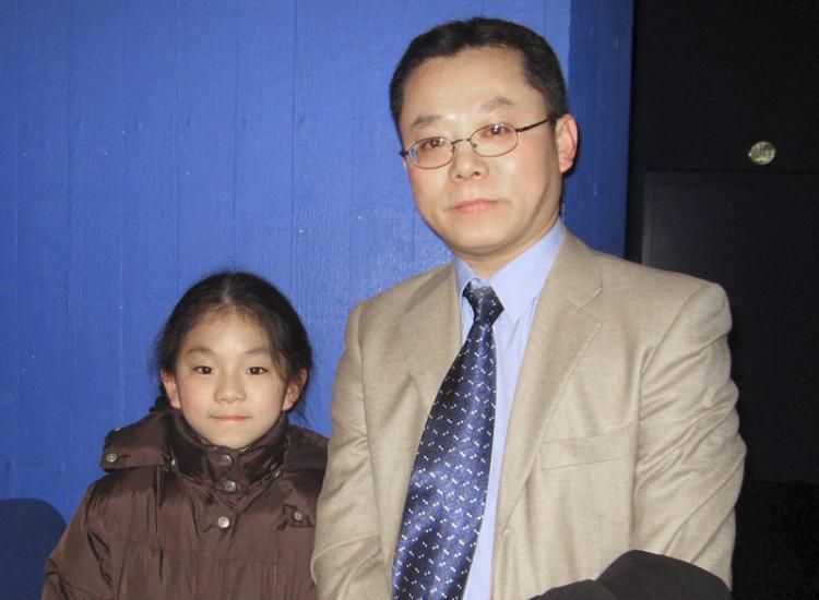 <a><img src="https://www.theepochtimes.com/assets/uploads/2015/09/903110047041849.jpg" alt="Mr. Wang brought his daughter to attend the second show of Shen Yun Performing Arts in Aarhus. (Lilly Wang/The Epoch Times)" title="Mr. Wang brought his daughter to attend the second show of Shen Yun Performing Arts in Aarhus. (Lilly Wang/The Epoch Times)" width="320" class="size-medium wp-image-1829557"/></a>