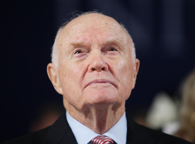 <a><img src="https://www.theepochtimes.com/assets/uploads/2015/09/91114029.jpg" alt="Former astronaut John Glenn looks on at the Clinton Global Initiative (CGI) on September 24, 2009 in New York City. (Mario Tama/Getty Images)" title="Former astronaut John Glenn looks on at the Clinton Global Initiative (CGI) on September 24, 2009 in New York City. (Mario Tama/Getty Images)" width="320" class="size-medium wp-image-1818285"/></a>
