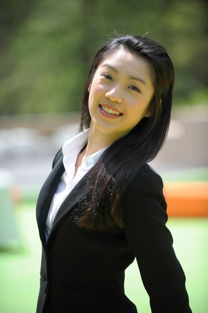 <a><img class=" wp-image-1785479 " title="Angie+HUYNH" src="https://www.theepochtimes.com/assets/uploads/2015/09/Angie+HUYNH.jpeg" alt="Ms. Angie Huynh" width="274" height="413"/></a>