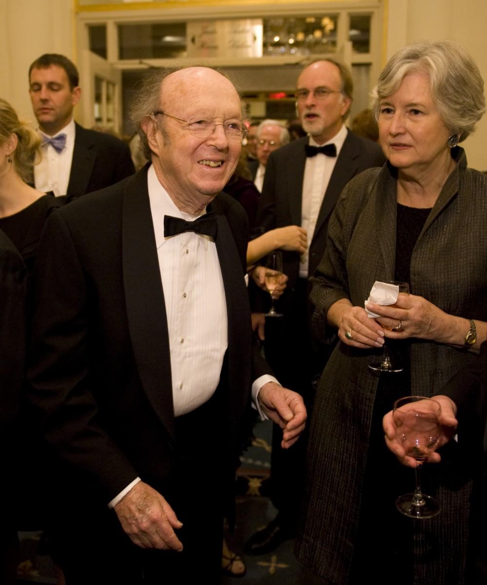 <a><img class="size-large wp-image-1768444" title="AnthonyLewis" src="https://www.theepochtimes.com/assets/uploads/2015/09/AnthonyLewis_93366826.jpg" alt="" width="491" height="590"/></a>