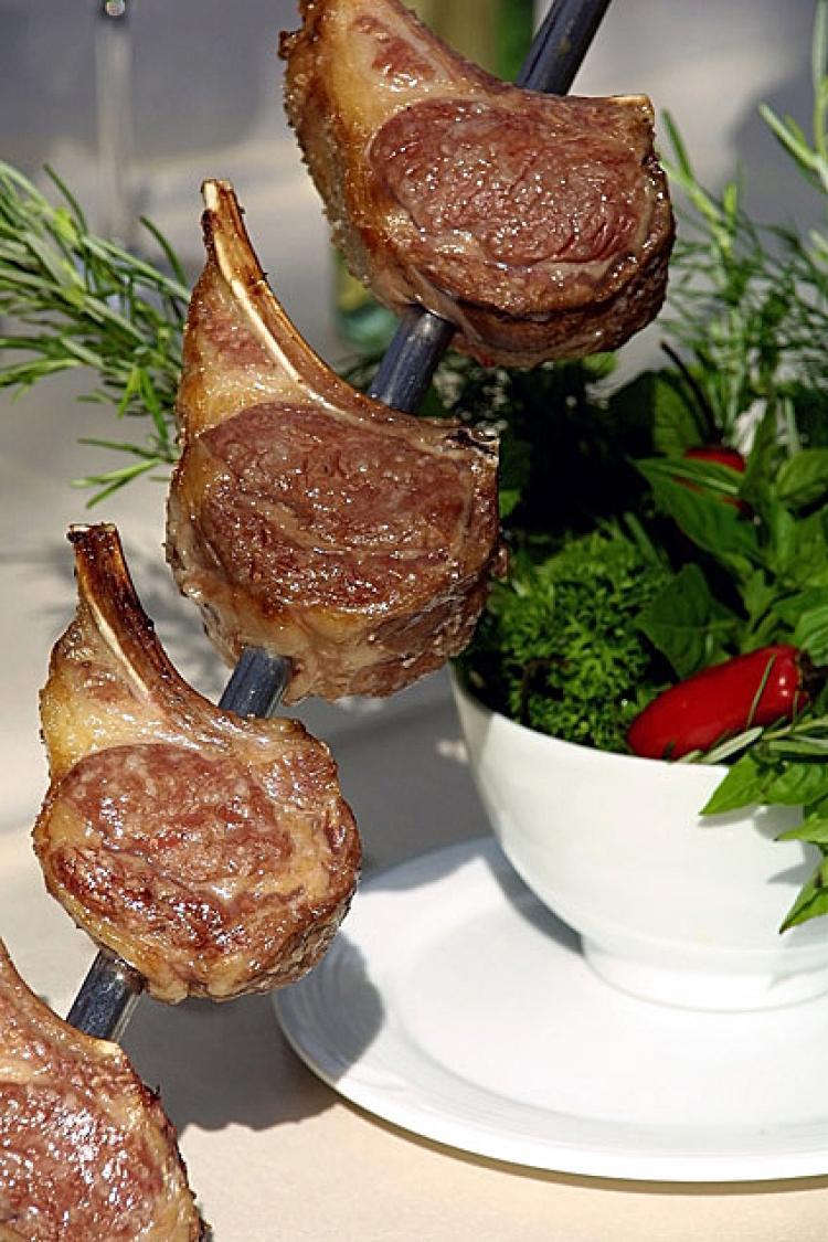 <a><img src="https://www.theepochtimes.com/assets/uploads/2015/09/ChopsRodizio.jpg" alt="BUTTER OR LAMB? It's difficult to tell with the way they melt in your mouth. (Courtesy of Porcão Rio Churascaria)" title="BUTTER OR LAMB? It's difficult to tell with the way they melt in your mouth. (Courtesy of Porcão Rio Churascaria)" width="320" class="size-medium wp-image-1834241"/></a>