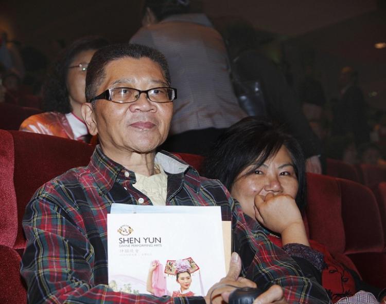 <a><img src="https://www.theepochtimes.com/assets/uploads/2015/09/DPA903010223011500.jpg" alt="Zeng Niulang (R), vice-president of The Taiwan Dance and Sport Federation (The Epoch Times)" title="Zeng Niulang (R), vice-president of The Taiwan Dance and Sport Federation (The Epoch Times)" width="320" class="size-medium wp-image-1829851"/></a>