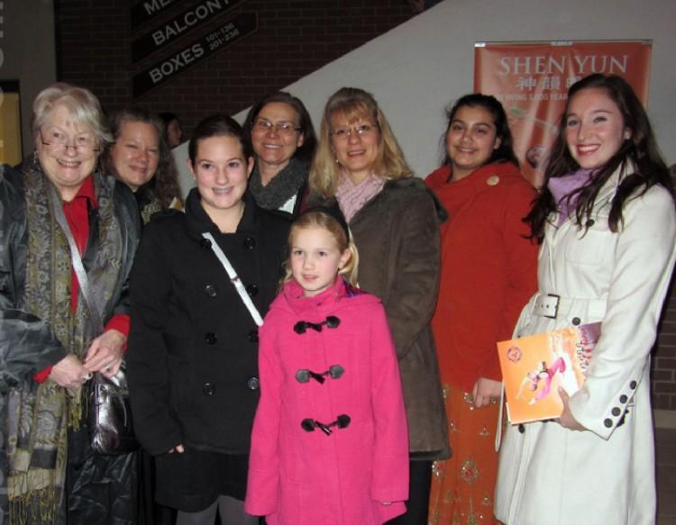 <a><img class="size-large wp-image-1793706" title="Dancers" src="https://www.theepochtimes.com/assets/uploads/2015/09/Dancers.jpg" alt="Dianne Long (4th L), Lily Petru (3rd R), and Emily Balaban (1st R)" width="590" height="458"/></a>