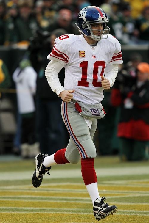 <a><img class="size-large wp-image-1793182" title="Divisional Playoffs - New York Giants v Green Bay Packers" src="https://www.theepochtimes.com/assets/uploads/2015/09/EliManning137114054.jpg" alt="Divisional Playoffs - New York Giants v Green Bay Packers" width="275" height="413"/></a>