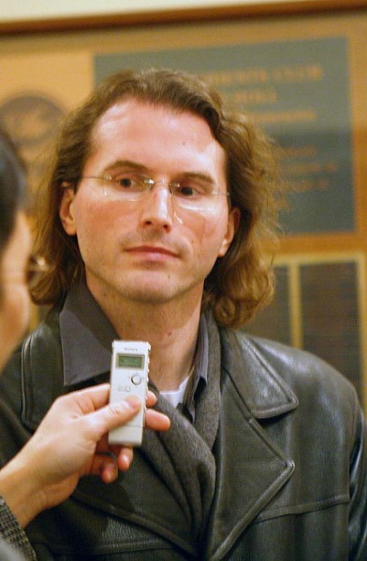 <a><img src="https://www.theepochtimes.com/assets/uploads/2015/09/Gannaway.jpg" alt="Mr. Gannaway is 'pleasantly surprised by the choreography' of Divine Performing Arts. (Hui Guo/The Epoch Times)" title="Mr. Gannaway is 'pleasantly surprised by the choreography' of Divine Performing Arts. (Hui Guo/The Epoch Times)" width="320" class="size-medium wp-image-1830764"/></a>