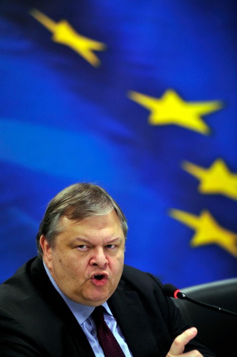 <a><img class="size-medium wp-image-1791533" src="https://www.theepochtimes.com/assets/uploads/2015/09/Greek-finance-minister-139448099.jpg" alt="" width="232" height="350"/></a>