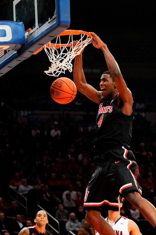 <a><img class="size-large wp-image-1791965" title="St. John's v Arizona" src="https://www.theepochtimes.com/assets/uploads/2015/09/Harkless133211006.jpg" alt="St. John's v Arizona" width="235" height="354"/></a>