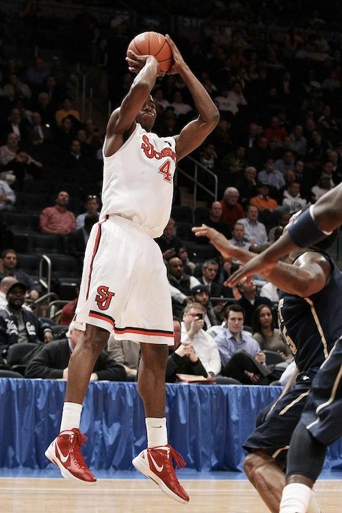 <a><img class="size-large wp-image-1790329" title="Big East Basketball Tournament - St. John's v Pittsburgh" src="https://www.theepochtimes.com/assets/uploads/2015/09/Harkless140997665.jpg" alt="Big East Basketball Tournament - St. John's v Pittsburgh" width="236" height="354"/></a>