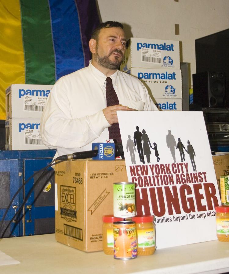 <a><img src="https://www.theepochtimes.com/assets/uploads/2015/09/Hunger.jpg" alt="FEED THE POOR: Joel Berg, executive director of the New York City Coalition Against Hunger (NYCCAH), calls for more government to fund the fight against poverty, in response to the new national poverty report. (Helena Zhu The Epoch Times)" title="FEED THE POOR: Joel Berg, executive director of the New York City Coalition Against Hunger (NYCCAH), calls for more government to fund the fight against poverty, in response to the new national poverty report. (Helena Zhu The Epoch Times)" width="320" class="size-medium wp-image-1833867"/></a>