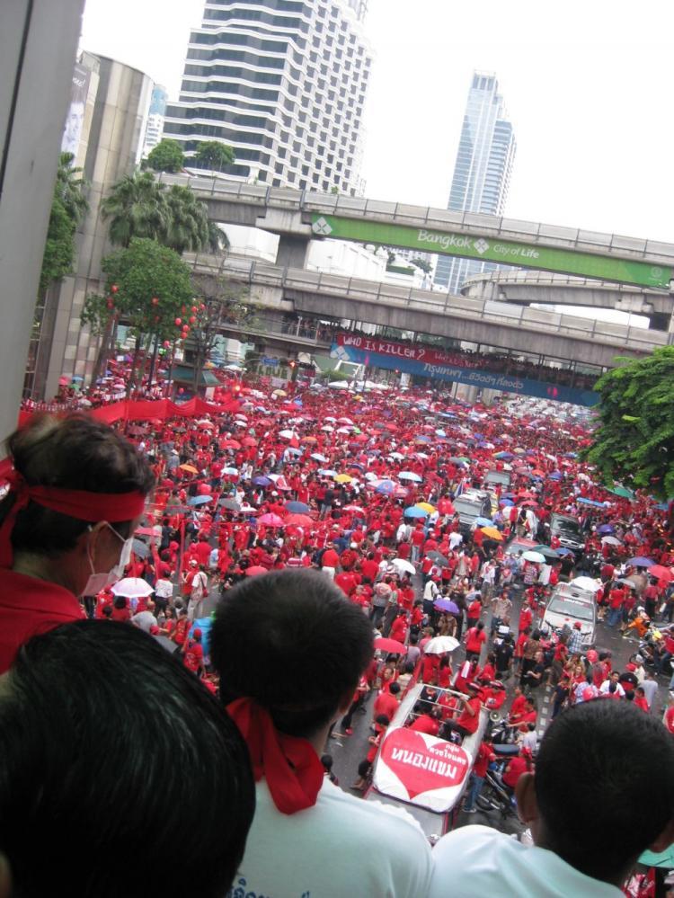 <a><img src="https://www.theepochtimes.com/assets/uploads/2015/09/IMG_1.jpg" alt="Red shirts rally in central Bangkok to remember the 2006 military coup which ousted former Thai prime minister Thaksin Shinawatra. (James Burke/The Epoch Times)" title="Red shirts rally in central Bangkok to remember the 2006 military coup which ousted former Thai prime minister Thaksin Shinawatra. (James Burke/The Epoch Times)" width="320" class="size-medium wp-image-1814556"/></a>