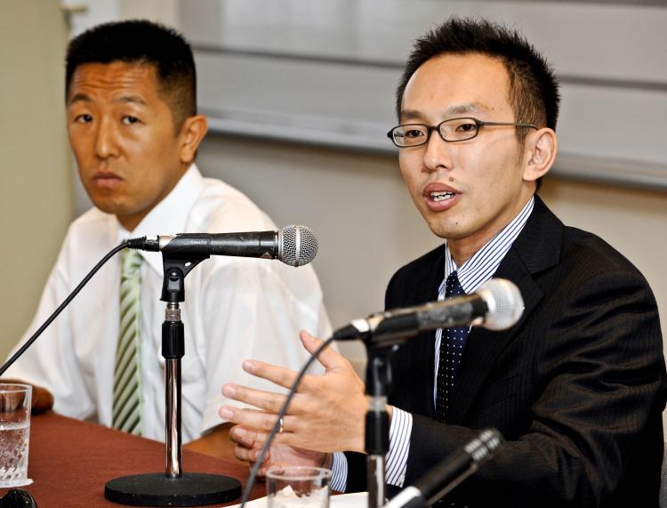 <a><img src="https://www.theepochtimes.com/assets/uploads/2015/09/JAPAN-103806923-WEB.jpg" alt="Greenpeace Japan members Junichi Sato (R) and Toru Suzuki speak before the press in Tokyo on September 3, 2010. (Yoshikazu Tsuno/AFP/Getty Images)" title="Greenpeace Japan members Junichi Sato (R) and Toru Suzuki speak before the press in Tokyo on September 3, 2010. (Yoshikazu Tsuno/AFP/Getty Images)" width="320" class="size-medium wp-image-1815076"/></a>