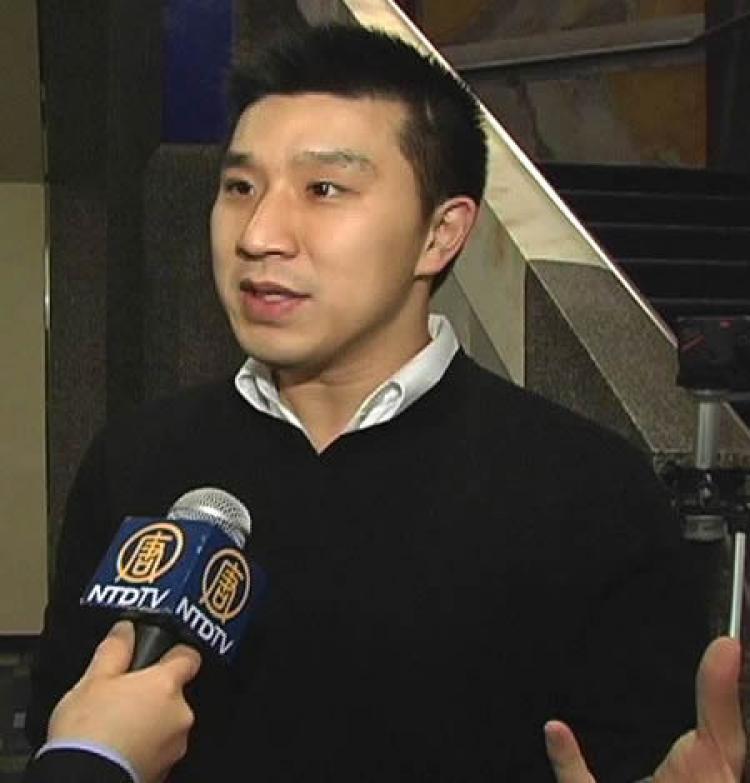 <a><img src="https://www.theepochtimes.com/assets/uploads/2015/09/LEE.jpg" alt="'A fabulous production,' said Mr. Lee. (NTDTV)" title="'A fabulous production,' said Mr. Lee. (NTDTV)" width="320" class="size-medium wp-image-1831432"/></a>