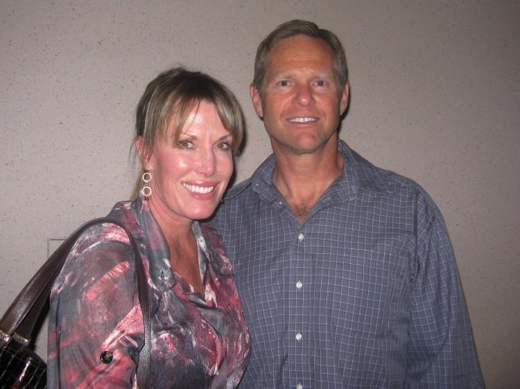 <a><img class="size-large wp-image-1771770" title="Lynn+Ledford+and+Husband+Mark+Owners+of+Performing+Arts+Center" src="https://www.theepochtimes.com/assets/uploads/2015/09/Lynn+Ledford+and+Husband+Mark+Owners+of+Performing+Arts+Center.jpg" alt="Lynn and Mark Ledford were delighted with Shen Yun" width="590" height="442"/></a>