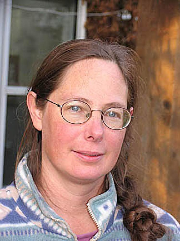 <a><img src="https://www.theepochtimes.com/assets/uploads/2015/09/MARTYMOLLY.jpg" alt="Marty Hiller: She is without artifice. She is unselfconscious about her looks or her brains. (James Bosjolie)" title="Marty Hiller: She is without artifice. She is unselfconscious about her looks or her brains. (James Bosjolie)" width="320" class="size-medium wp-image-1821699"/></a>