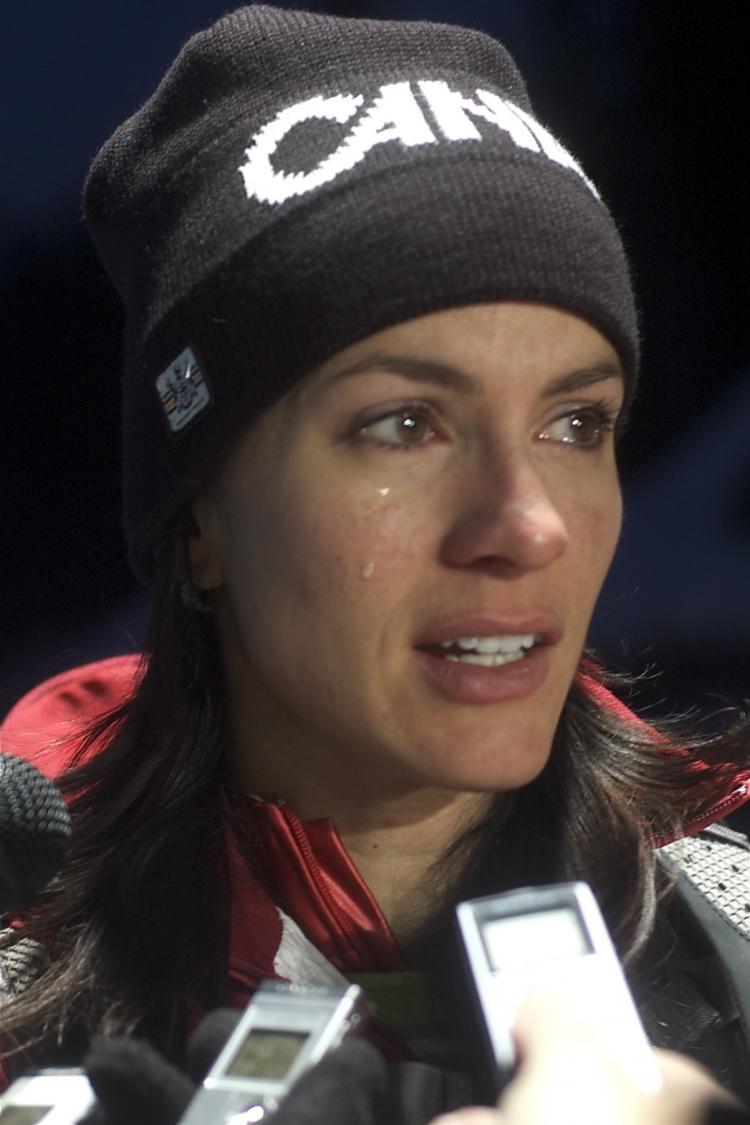 <a><img src="https://www.theepochtimes.com/assets/uploads/2015/09/MellisaHollingsworthEDIT2.jpg" alt="Canada's medal-hopeful Mellisa Hollingsworth speaks of the heartbreak of her last run of the women's skeleton as she leaves the track on Friday. (Matthew Little/The Epoch Times)" title="Canada's medal-hopeful Mellisa Hollingsworth speaks of the heartbreak of her last run of the women's skeleton as she leaves the track on Friday. (Matthew Little/The Epoch Times)" width="320" class="size-medium wp-image-1822861"/></a>