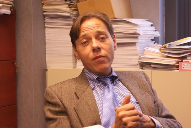 <a><img class="size-medium wp-image-1825893" title="Republican candidate Joe Mendola talks campaign tactics for the comptroller election coming up on Nov. 3. (Charlotte Cuthbertson/The Epoch Times )" src="https://www.theepochtimes.com/assets/uploads/2015/09/Mendola_color_05034.jpg" alt="Republican candidate Joe Mendola talks campaign tactics for the comptroller election coming up on Nov. 3. (Charlotte Cuthbertson/The Epoch Times )" width="320"/></a>