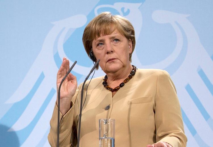 <a><img class="size-full wp-image-1782791" title=" German Chancellor Angela Merkel gives a press conference on Aug. 24, along with  Greece's prime minister at the Chancellery in Berlin. Samaras said that his debt-wracked country was not asking for more cash to solve its problems, but required more 'breathing space' to carry out cuts and reforms. (David Gannon/AFP/GettyImages)" src="https://www.theepochtimes.com/assets/uploads/2015/09/Merkel_150721318.jpg" alt="" width="750" height="518"/></a>