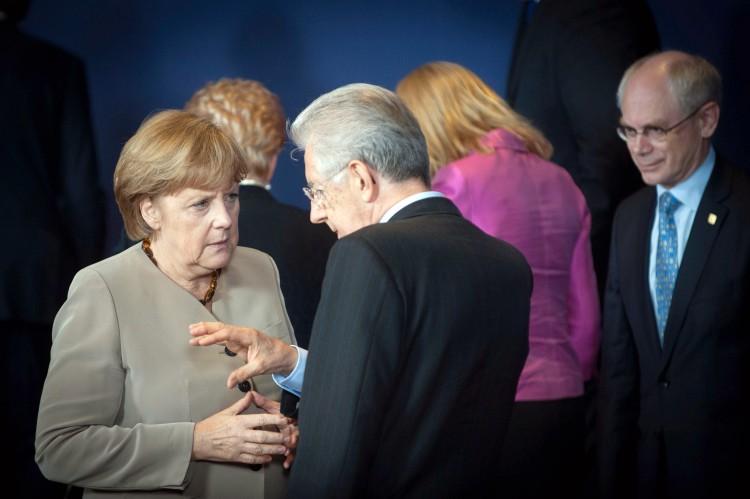 <a><img class="size-large wp-image-1785522" title="Merkel_monti_147356183" src="https://www.theepochtimes.com/assets/uploads/2015/09/Merkel_monti_147356183.jpg" alt="" width="590" height="392"/></a>