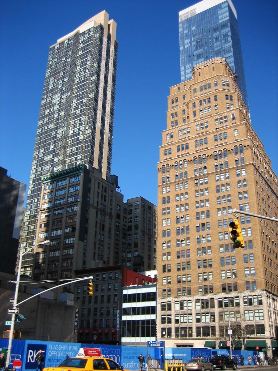 <a><img class="size-large wp-image-1792174" title="Midtown_1123_edit" src="https://www.theepochtimes.com/assets/uploads/2015/09/Midtown_1123_edit.jpg" alt="" width="442" height="590"/></a>