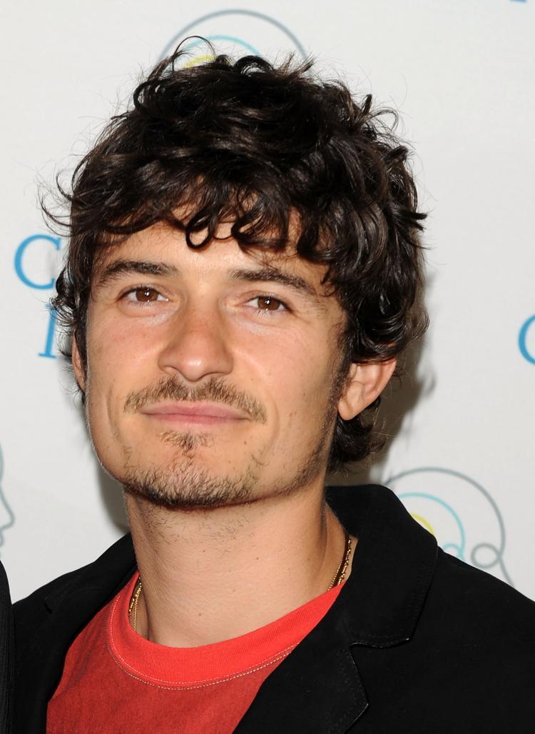 <a><img src="https://www.theepochtimes.com/assets/uploads/2015/09/OrlandoBloom101570224.jpg" alt="Orlando Bloom was given an honorary degree from the University of Kent this past weekend. (Stephen Lovekin/Getty Images)" title="Orlando Bloom was given an honorary degree from the University of Kent this past weekend. (Stephen Lovekin/Getty Images)" width="320" class="size-medium wp-image-1817450"/></a>