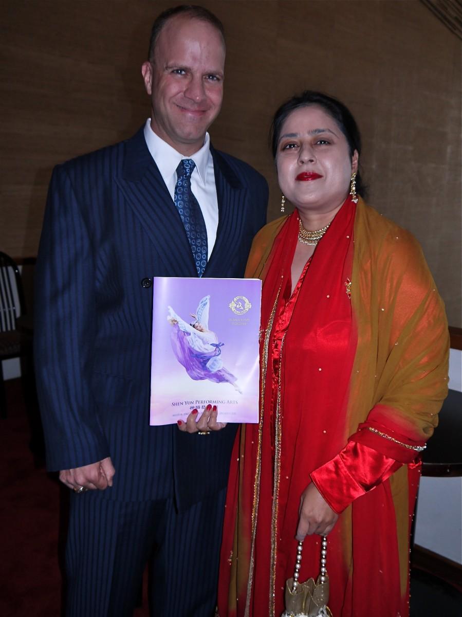 <a><img class="wp-image-1772995" title="P1000649" src="https://www.theepochtimes.com/assets/uploads/2015/09/P1000649.jpg" alt="Jhanzi Jariwala attended the Shen Yun" width="354" height="472"/></a>