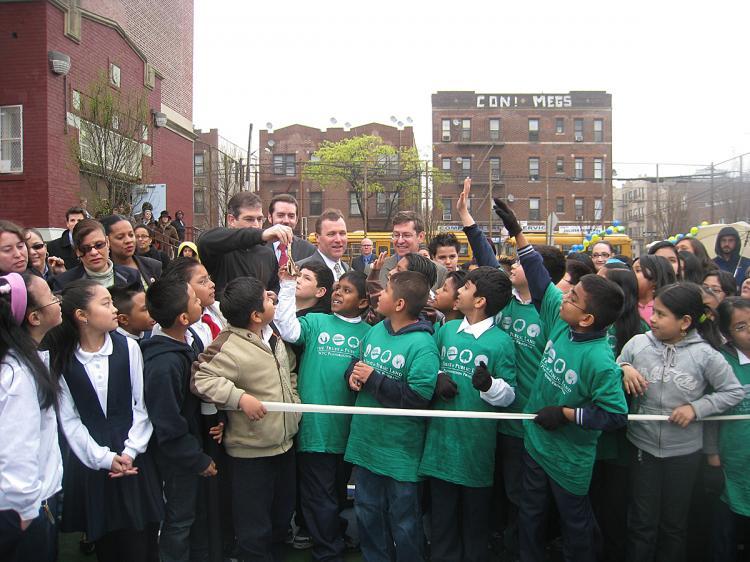 <a><img src="https://www.theepochtimes.com/assets/uploads/2015/09/PARK.jpg" alt="OUR PARK! Students at P.S. 19 in Corona Queens celebrate their new park, which they helped to design. (Photo courtesy Annie Sferrazza)" title="OUR PARK! Students at P.S. 19 in Corona Queens celebrate their new park, which they helped to design. (Photo courtesy Annie Sferrazza)" width="320" class="size-medium wp-image-1828613"/></a>