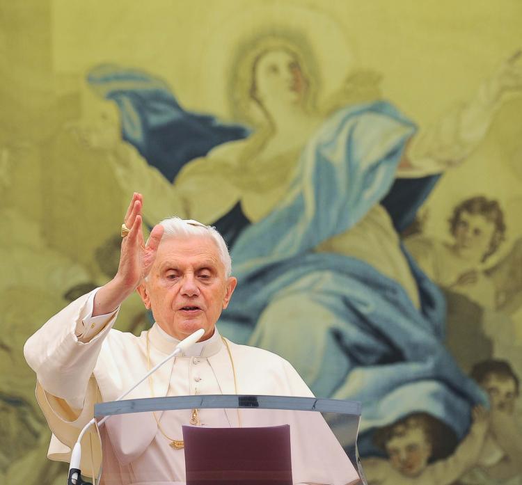 <a><img src="https://www.theepochtimes.com/assets/uploads/2015/09/Pope_103338275a.jpg" alt="Dublin's catholic archdiocese confirmed on Wednesday that auxiliary bishops Eamonn Walsh and Ray Field tenders for resignation, which were submitted to Pope Benedict XVI on Christmas Eve 2009, were turned down. (Andreas Solaro/AFP/Getty Images)" title="Dublin's catholic archdiocese confirmed on Wednesday that auxiliary bishops Eamonn Walsh and Ray Field tenders for resignation, which were submitted to Pope Benedict XVI on Christmas Eve 2009, were turned down. (Andreas Solaro/AFP/Getty Images)" width="320" class="size-medium wp-image-1816185"/></a>