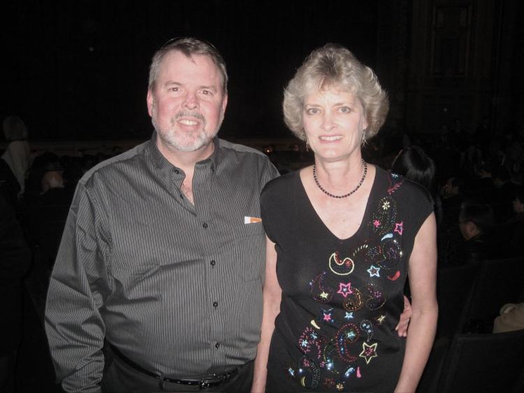 <a><img src="https://www.theepochtimes.com/assets/uploads/2015/09/RichardMooneyNationalCelloInstitute.jpg" alt="Mr. Mooney was accompanied by his wife, who also shared her delight with the show. (The Epoch Times)" title="Mr. Mooney was accompanied by his wife, who also shared her delight with the show. (The Epoch Times)" width="320" class="size-medium wp-image-1831712"/></a>