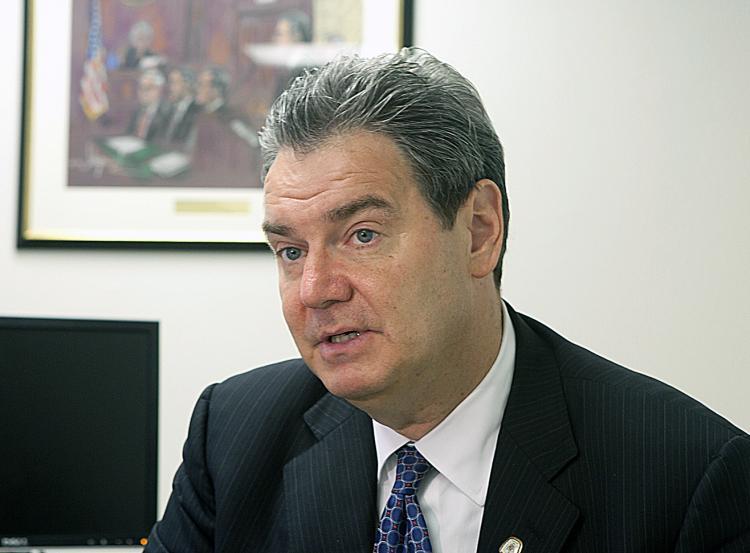 <a><img src="https://www.theepochtimes.com/assets/uploads/2015/09/SeanCoffey.jpg" alt="CANDIDATE COFFEY: Sean Coffey, Democratic candidate for N.Y. state attorney general, discussed his campaign with The Epoch Times at his office in New York. (Gary Du/The Epoch Times)" title="CANDIDATE COFFEY: Sean Coffey, Democratic candidate for N.Y. state attorney general, discussed his campaign with The Epoch Times at his office in New York. (Gary Du/The Epoch Times)" width="320" class="size-medium wp-image-1816309"/></a>