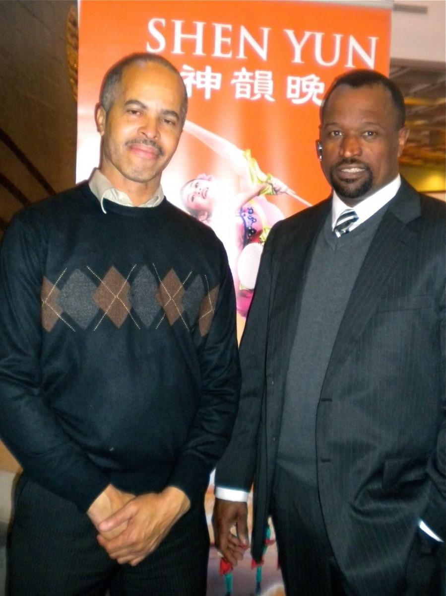 <a><img class="size-large wp-image-1791341" src="https://www.theepochtimes.com/assets/uploads/2015/09/TN+TRIBUNE+PUBLISHER+LEFT+SALES+DIRECTOR.jpg" alt="" width="265" height="354"/></a>