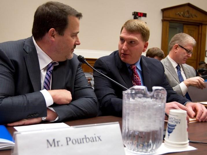 <a><img class="size-medium wp-image-1791520" title="House Energy Committee Holds Hearing On Keystone XL Pipeline" src="https://www.theepochtimes.com/assets/uploads/2015/09/TransCanada_134563568.jpg" alt="" width="350" height="262"/></a>