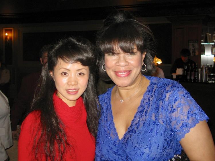 <a><img class="size-large wp-image-1770523" title="Tv+host+girl" src="https://www.theepochtimes.com/assets/uploads/2015/09/Tv+host+girl.jpg" alt="" width="590" height="442"/></a>