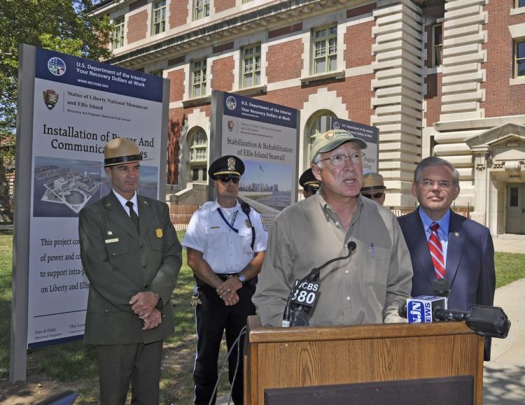<a><img src="https://www.theepochtimes.com/assets/uploads/2015/09/_DSC0841-3Conference.jpg" alt="Secretary of the Interior Ken Salazar (C), Sen. Robert Menendez (R), Dave Luchsinger, superintendent of the Statue of Liberty and Ellis Island (L), at a press conference for announcing three restoration projects planned on Ellis and Liberty islands, July 26. (Kevin Daley/National Park Service)" title="Secretary of the Interior Ken Salazar (C), Sen. Robert Menendez (R), Dave Luchsinger, superintendent of the Statue of Liberty and Ellis Island (L), at a press conference for announcing three restoration projects planned on Ellis and Liberty islands, July 26. (Kevin Daley/National Park Service)" width="320" class="size-medium wp-image-1817000"/></a>
