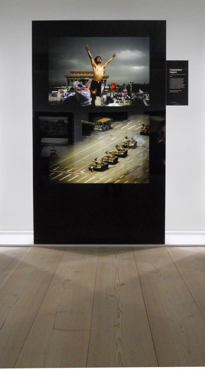 <a><img class="size-large wp-image-1791788" title="art_Tiananmen-crop" src="https://www.theepochtimes.com/assets/uploads/2015/09/art_Tiananmen-crop.jpg" alt="Tiananmen Square June 4, 1989. man in front of tanks" width="329" height="590"/></a>