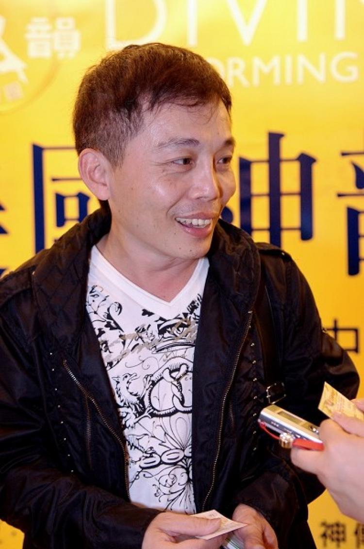 <a><img src="https://www.theepochtimes.com/assets/uploads/2015/09/ballroom.jpg" alt="Chang Rongchang, Chairman of Tainan City Dance and Sports Association and international ballroom dancing master. (Yuan Li/The Epoch Times)" title="Chang Rongchang, Chairman of Tainan City Dance and Sports Association and international ballroom dancing master. (Yuan Li/The Epoch Times)" width="320" class="size-medium wp-image-1830190"/></a>