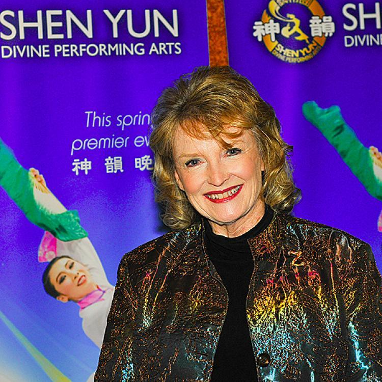 <a><img src="https://www.theepochtimes.com/assets/uploads/2015/09/carolyngrimes.jpg" alt="Karolyn Grimes attended the Shen Yun Performing Arts show, which opened at Seattle's Paramount Theatre on Friday night. (Alex Li/The Epoch Times)" title="Karolyn Grimes attended the Shen Yun Performing Arts show, which opened at Seattle's Paramount Theatre on Friday night. (Alex Li/The Epoch Times)" width="320" class="size-medium wp-image-1828192"/></a>